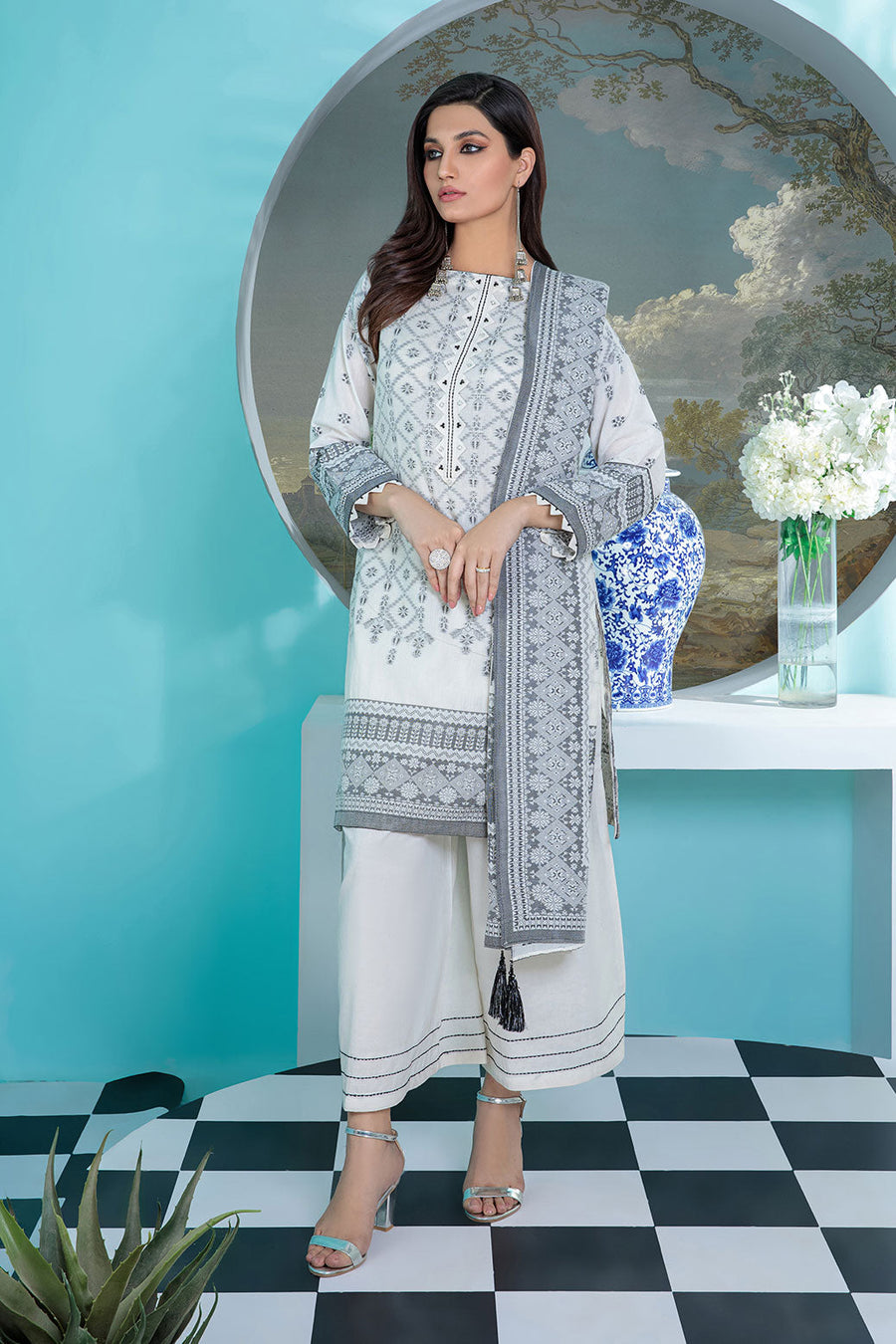 Bonanza Satrangi Uajs223p01 White Bunai Jacquard 2022 Online Shopping