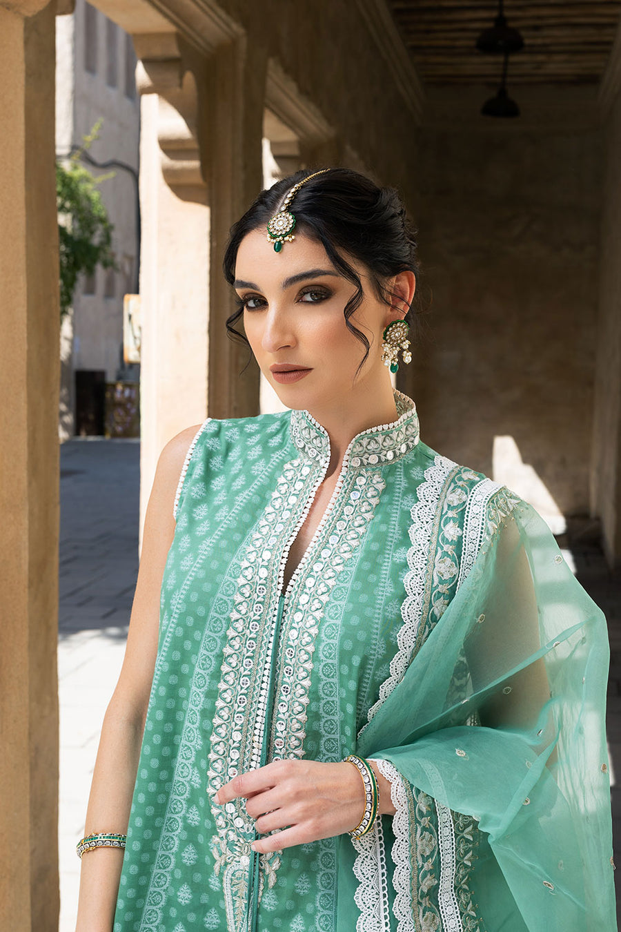 Design 8b Sobia Nazir Online Vital Lawn 2022