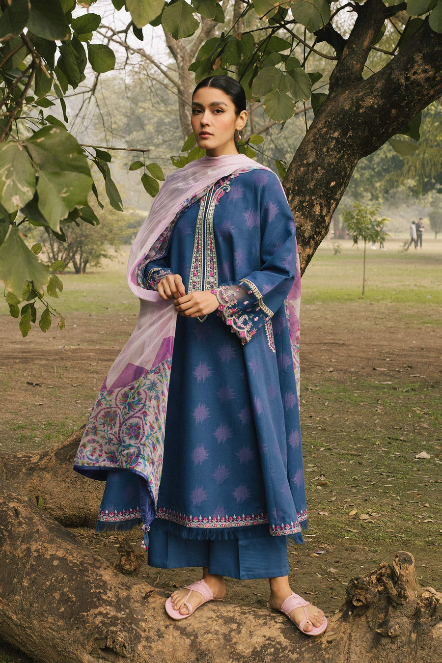 Z22-5b Zara Shahjahan Online Coco Lawn 2022