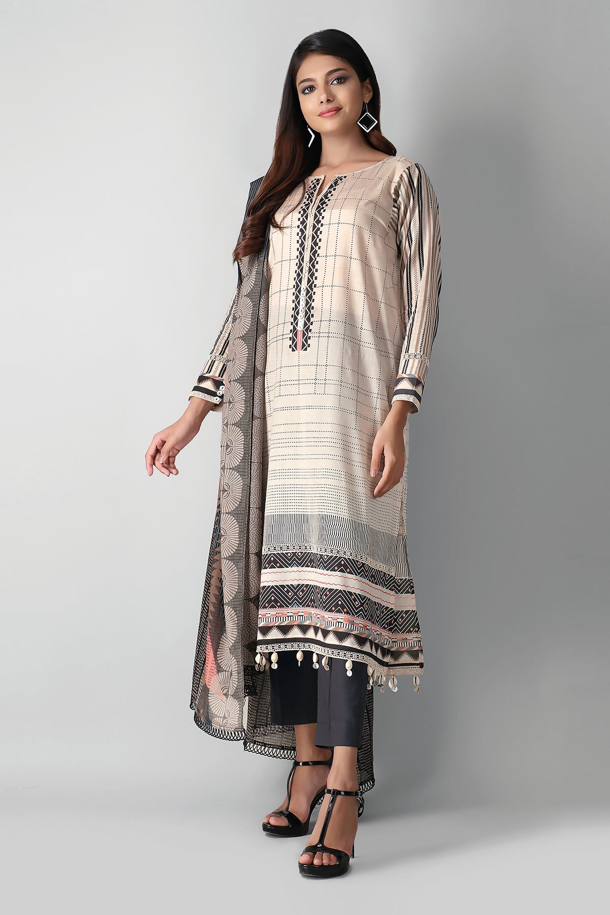 A21322 White Khaadi Autumn Collection 2021
