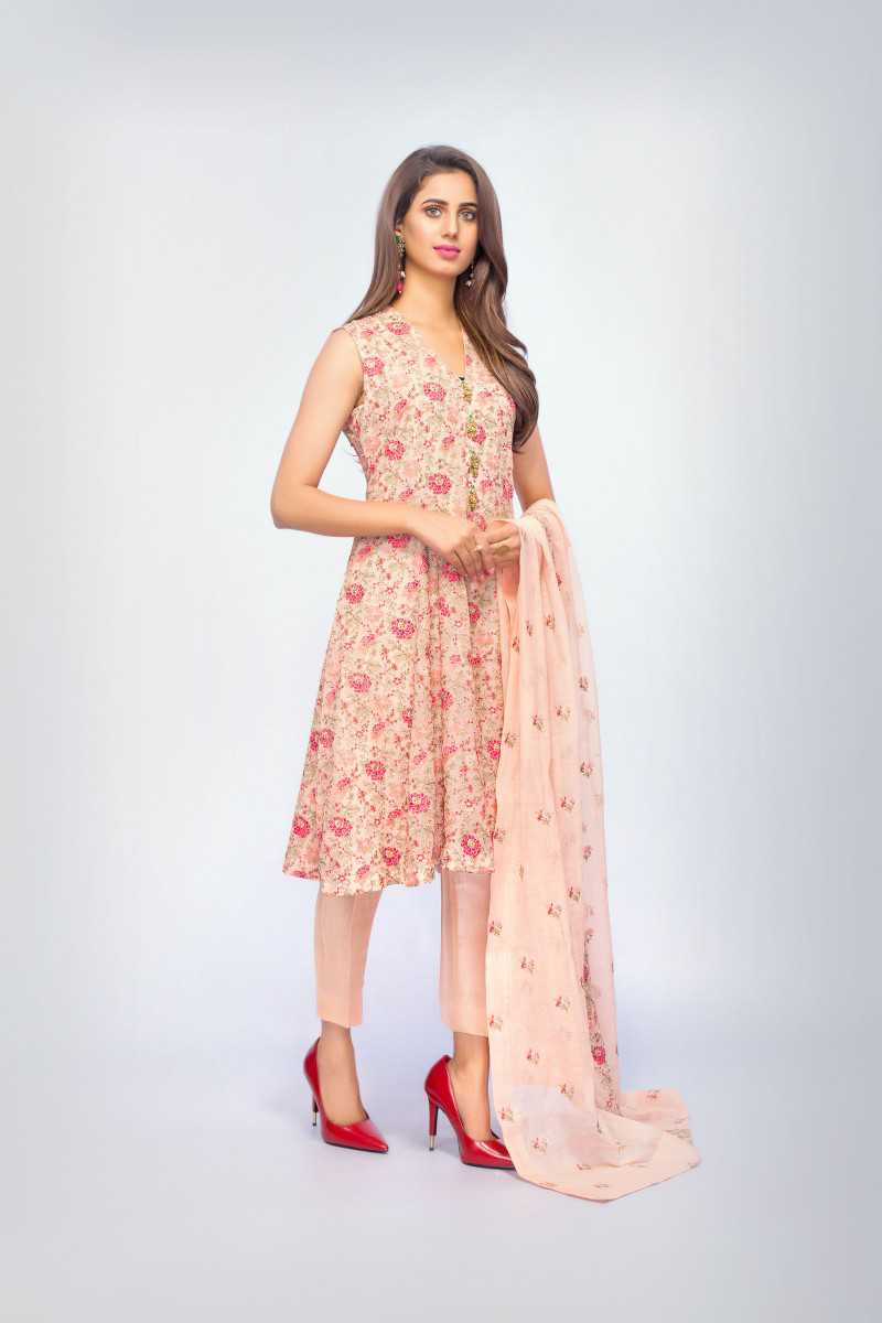 Bareeze Amphora Garden Ch2740 Peach Collection 2021