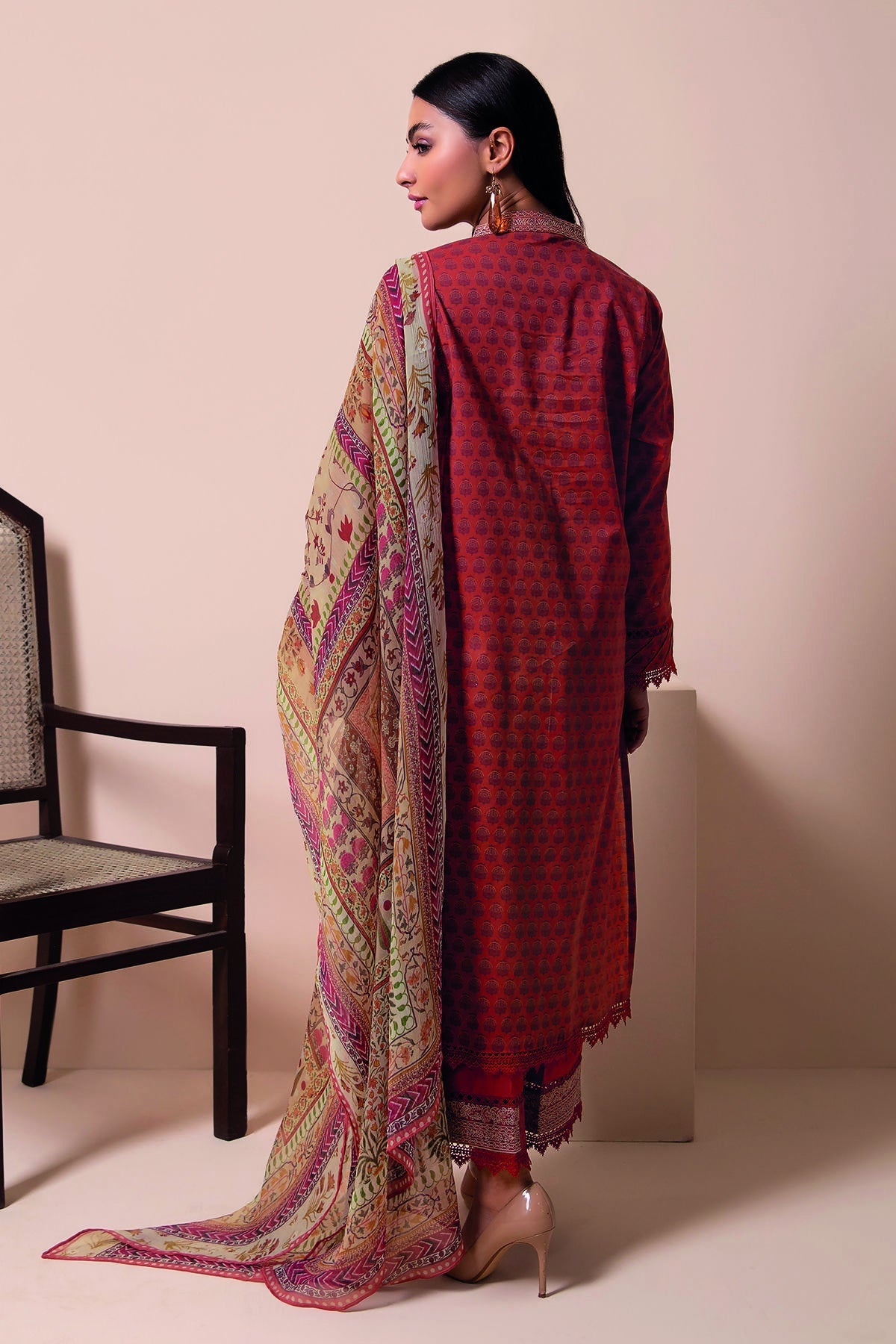 B22112 Red Khaadi Online Spring Summer 2022