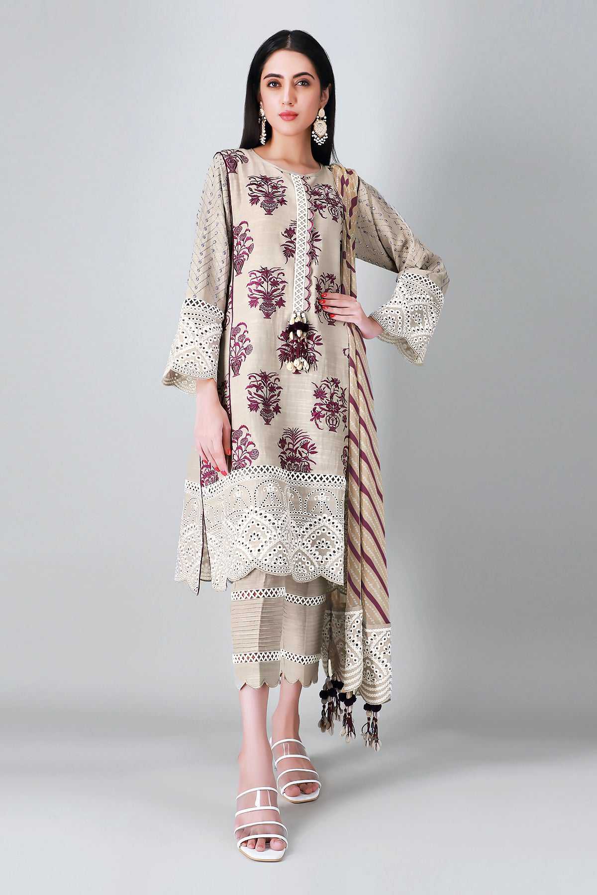 Khaadi Light Agenda  X Esra 2020