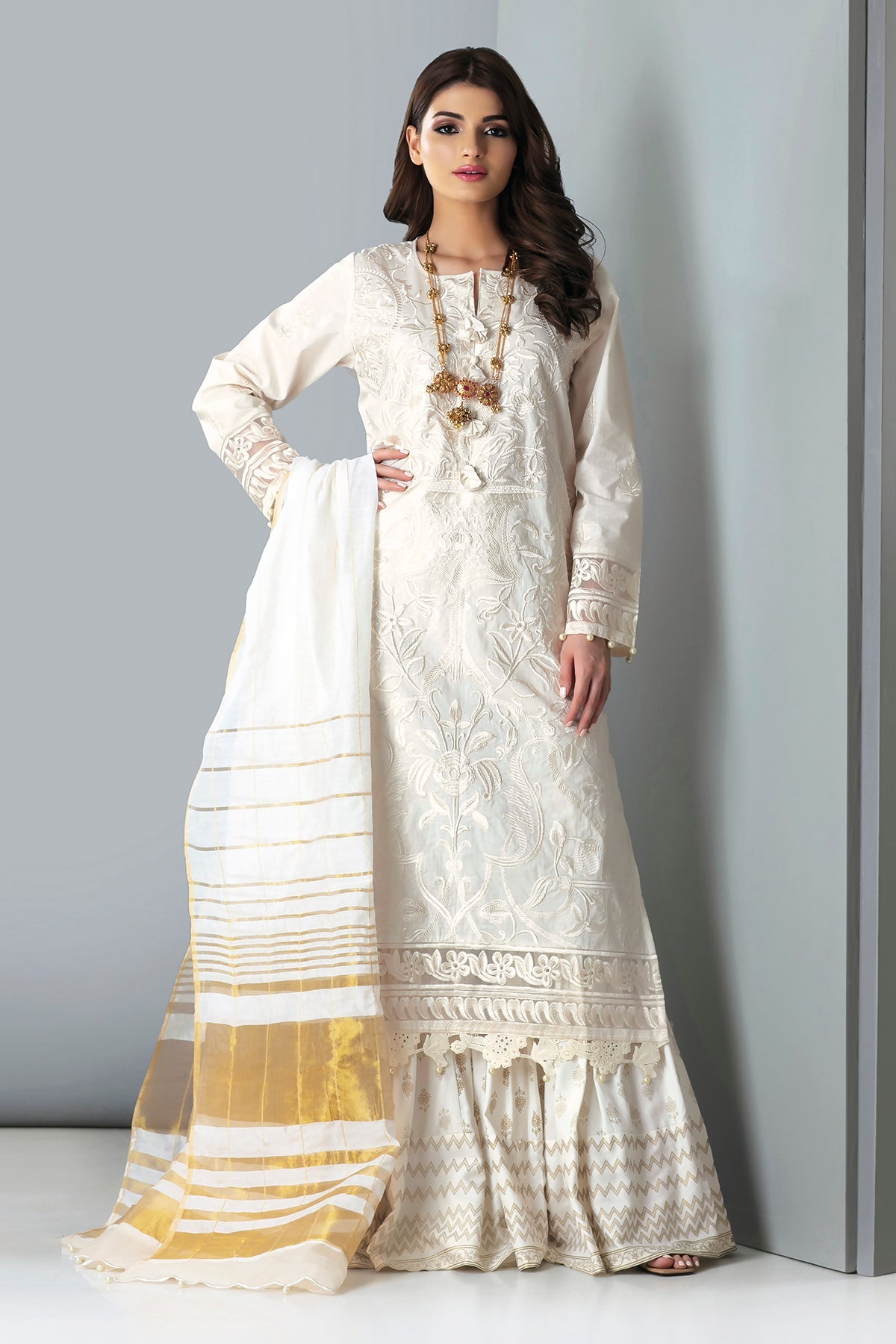 F21302 White Khaadi Autumn Collection 2021