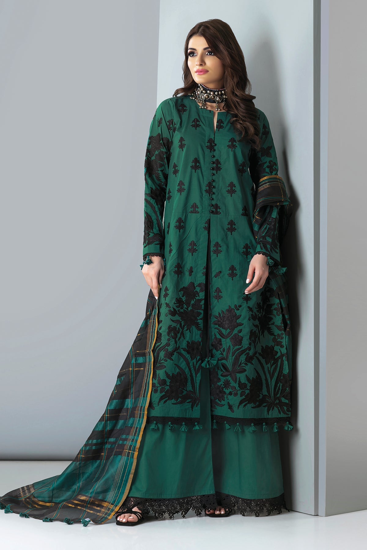 F21304 Green Khaadi Autumn Collection 2021