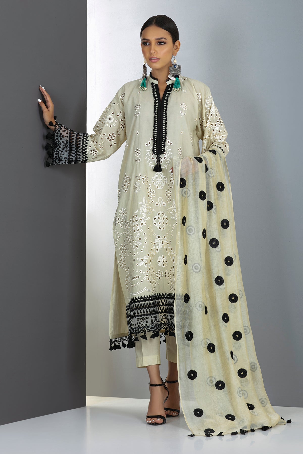 Hs21204 Beige Khaadi Festive Collection 2021