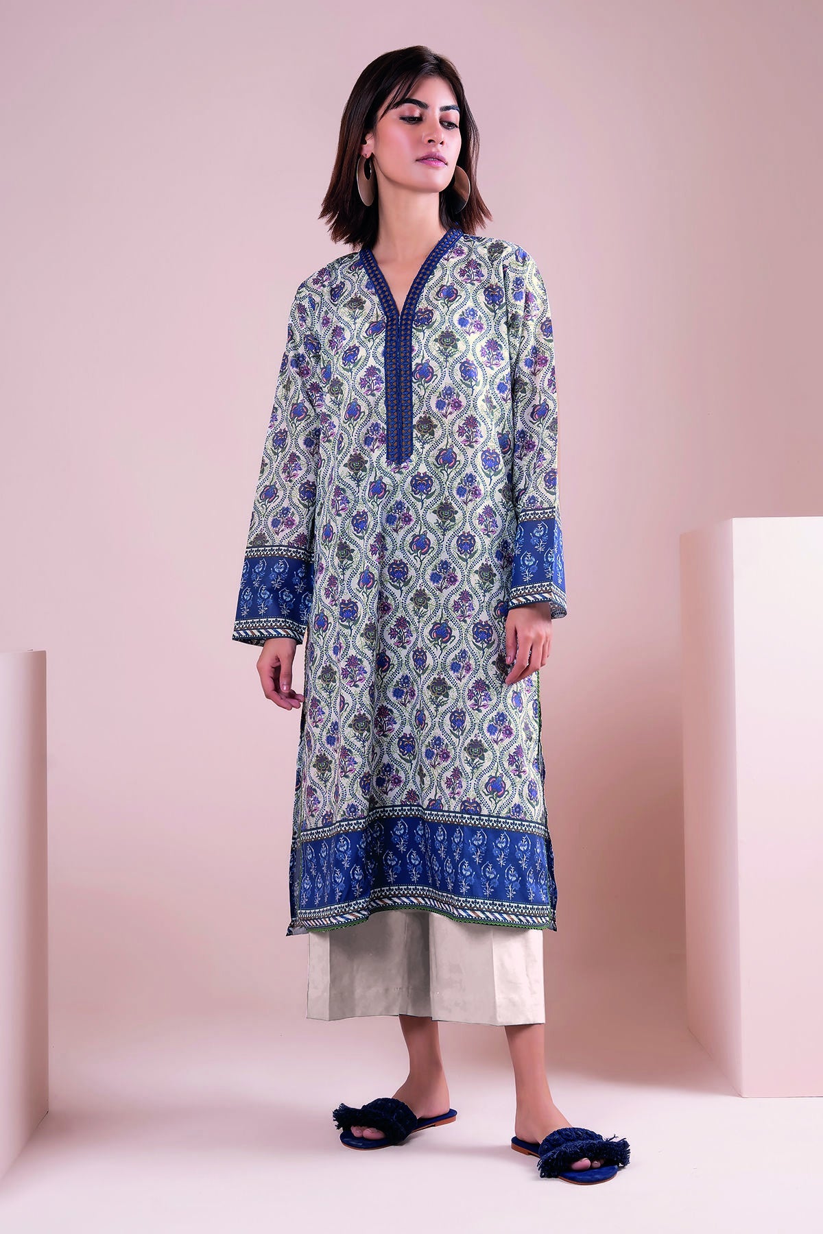 Khaadi J22117 Blue Summer Lawn 2022 Online Shopping