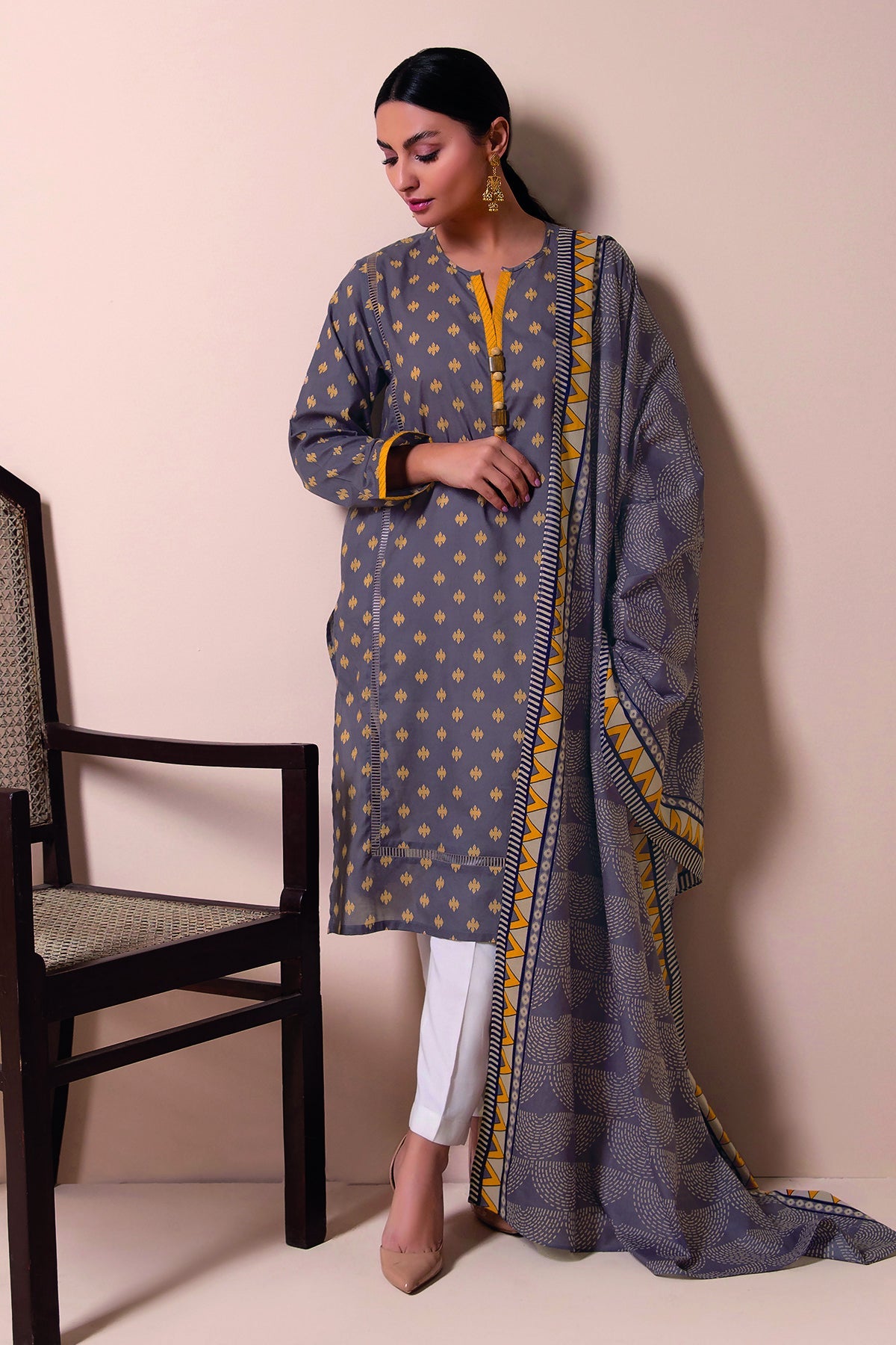 Khaadi L22105 Grey Summer Lawn 2022 Online Shopping