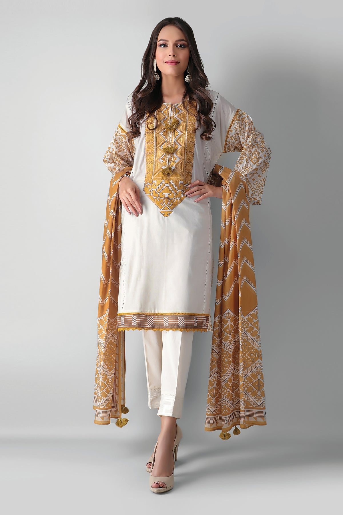 M21311 Yellow Khaadi Autumn Collection 2021