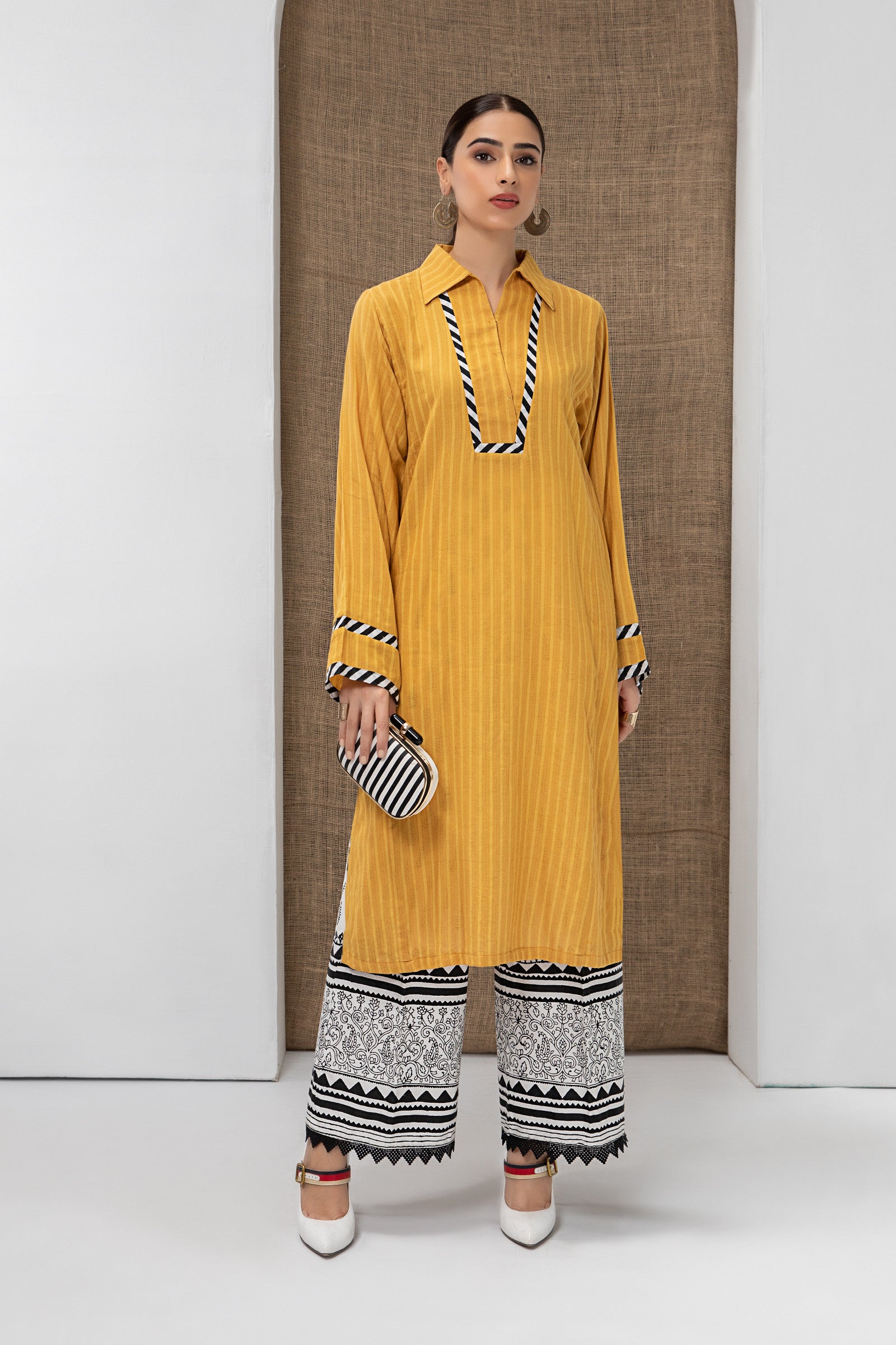 Mustard MB-SS21-143 Maria B Basic 2021