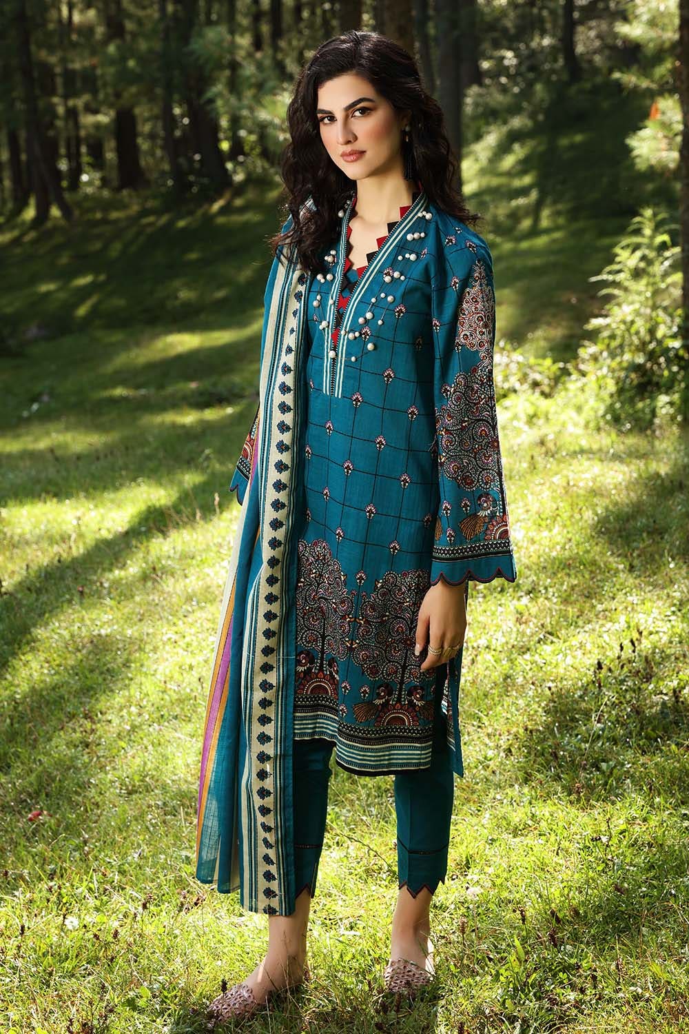 TK-12002 Gul Ahmed Winter Collection 2021