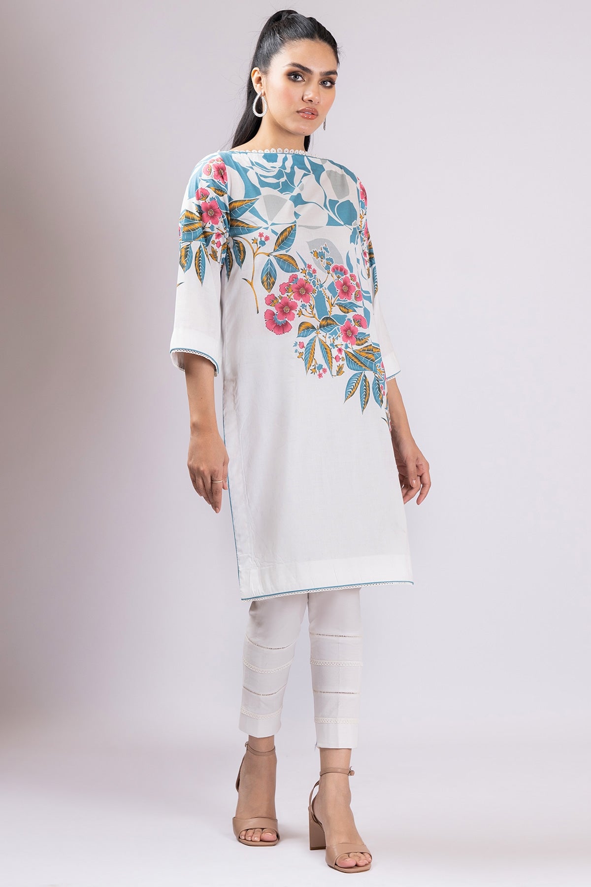 Alkaram Online Ss-51-22 White Spring Summer 2022 - Pakistani Branded Clothes