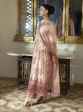 zainab chottani Aurelia