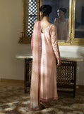 zainab chottani Aurelia