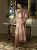 zainab chottani Aurelia