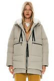 Beige Women's Thickened Down Jacket with Filler and Duck Feather - Orolay | Women's Coat & Jacket