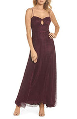 Women's Lace Gown With Keyhole Detail