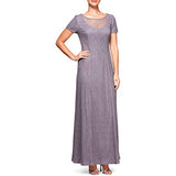 Women's Long Cap Sleeve Cap Sleeve Lace Gown with Brooch