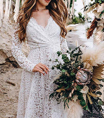 Women's Boho Lace Wedding Dress Long Sleeves V-neck A-line Beach Country Wedding Bridal Gown