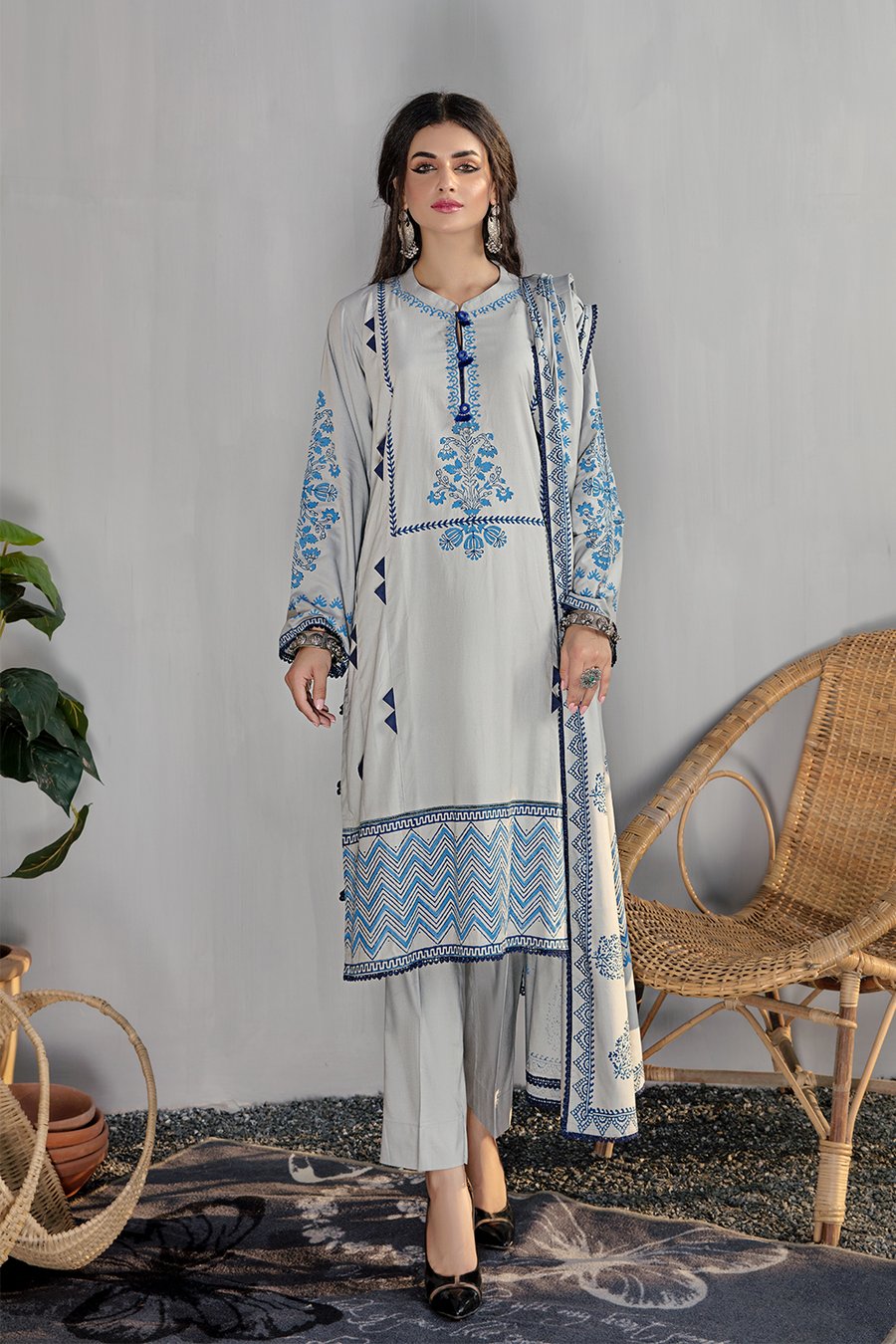 RL-VC-WT21-18 Ittehad Pret Fall Collection 2021