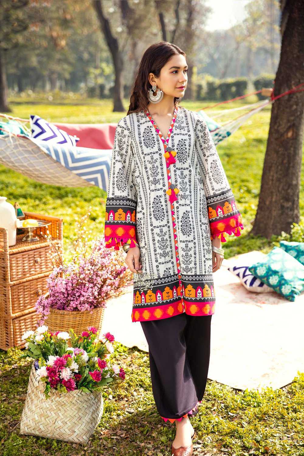 Ethnic Amber Light WUC101383 Spring Summer Lawn Collection 2020 | Ethnic 2020