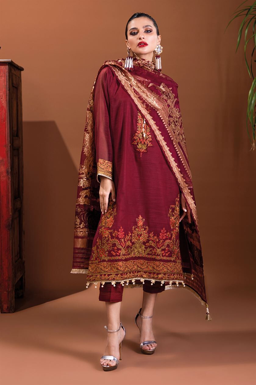 khaadi red dress This Bespoke Khaadi Silk Hand Embroidered outfit is by @zainabshahcouture