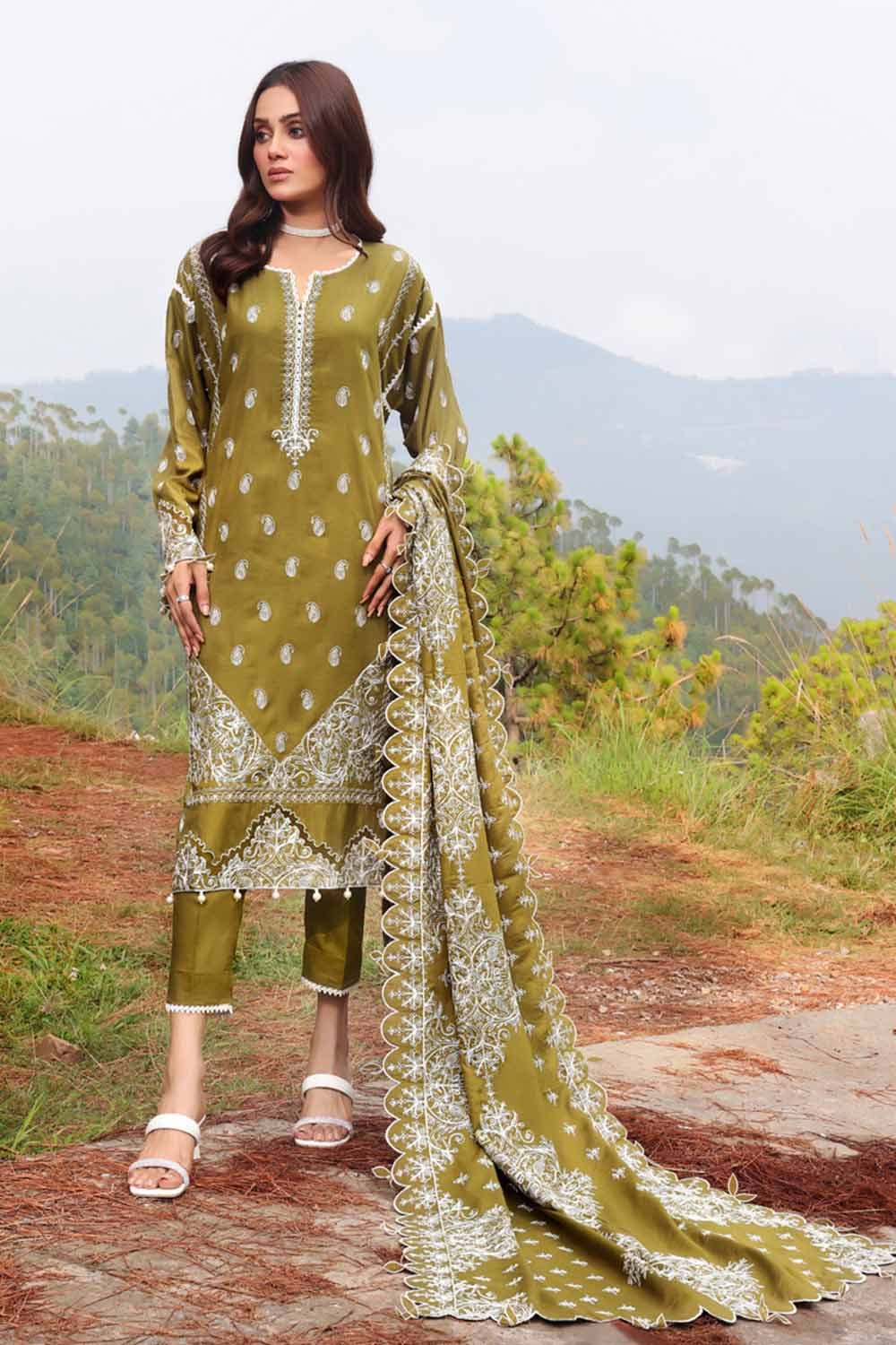 gul ahmed winter dresses As the leaves fall, a new story of luxury begins. Discover Patjhar, a collection where autumn's warmth meets timeless elegance. Shop For GulAhmed Winter Collection https://salaishop.com/collections/gul-ahmed-stitched- winter-2025 #gulahmed #fall #winter