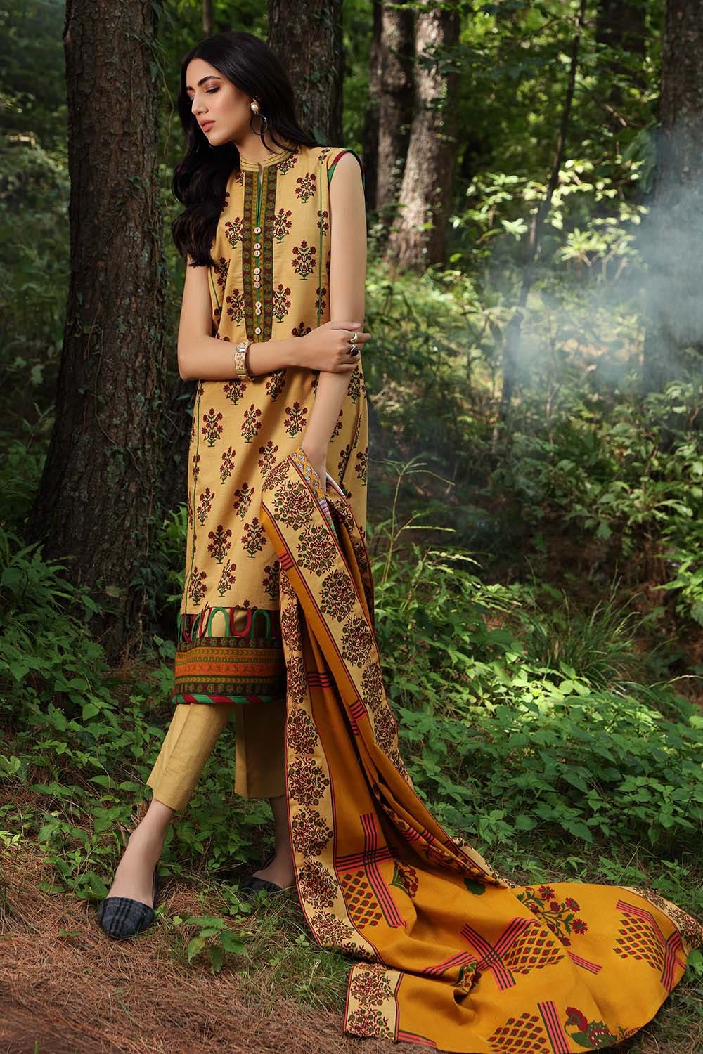 TK-12010 B Gul Ahmed Winter Collection 2021