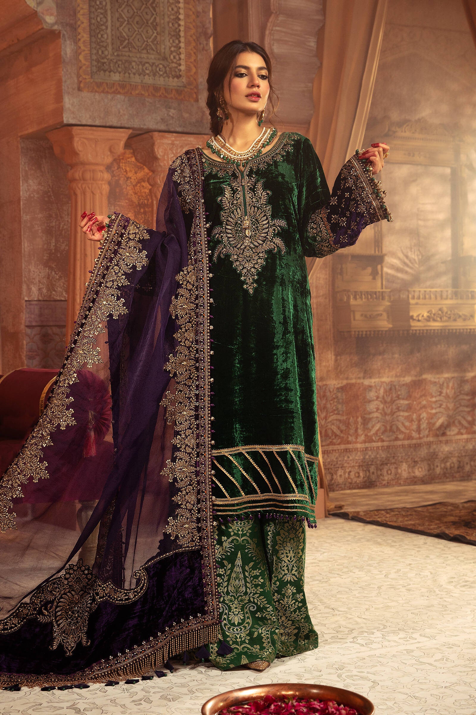 Emerald green store pakistani dress